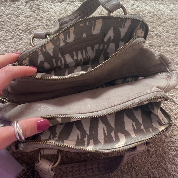 Liebeskind small boho leather bag. Good condition! Seasonal and versatile. - Picture 4 of 4